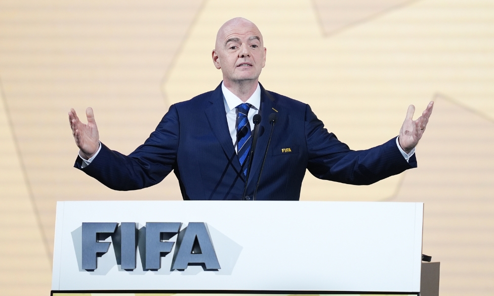 多多28官网:经纪人:安东尼在曼联没有得到的重视,阿莫林只给了他252分钟.